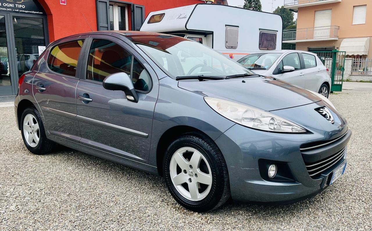 Peugeot 207 1.4 HDi 70CV 5p. Allure