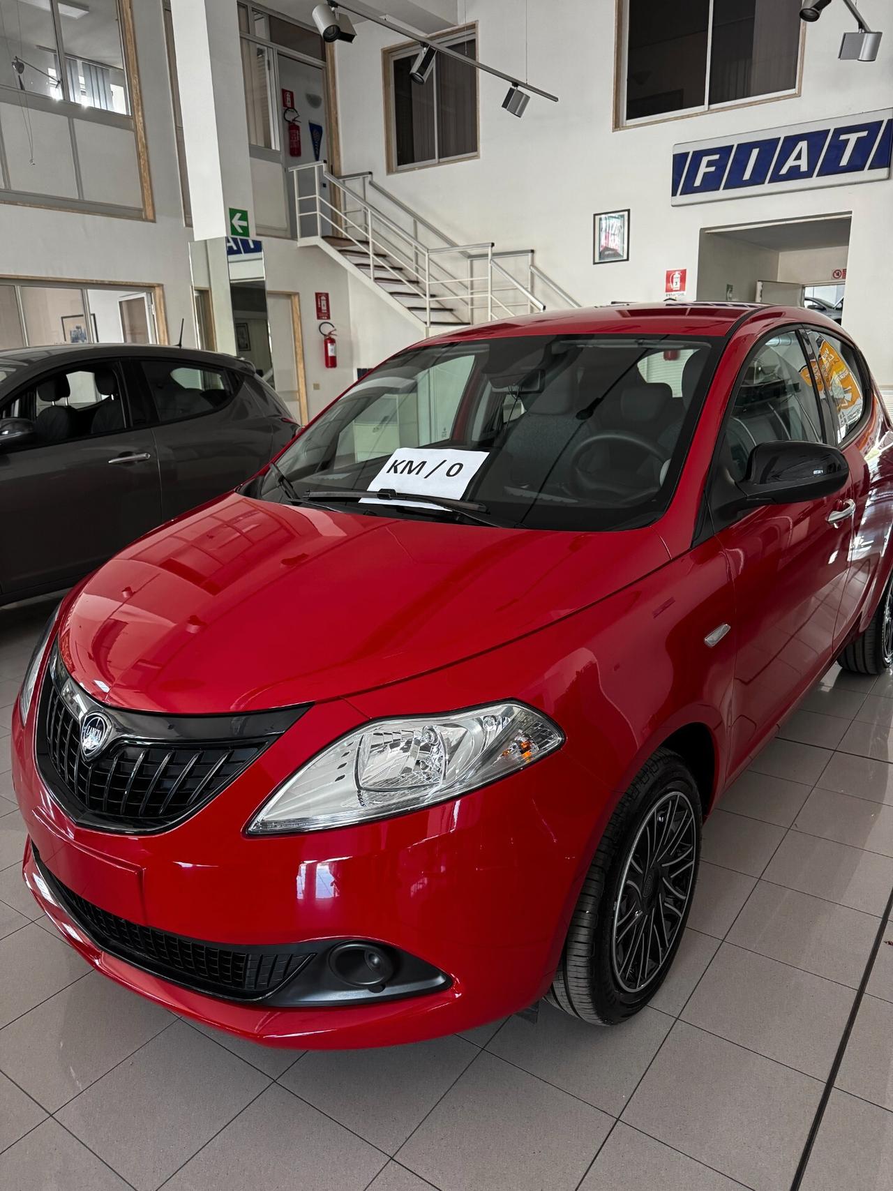 10 YPSILON KM0 PREZZI A PARTIRE DA EURO 14,950