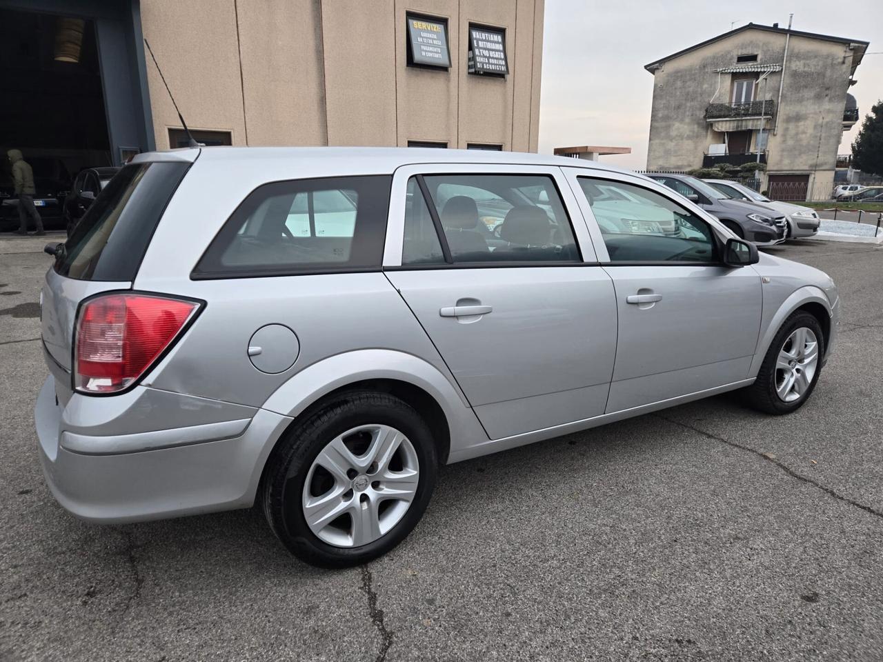 Opel Astra 1.6 16V GPL-TECH Station Wagon Edition