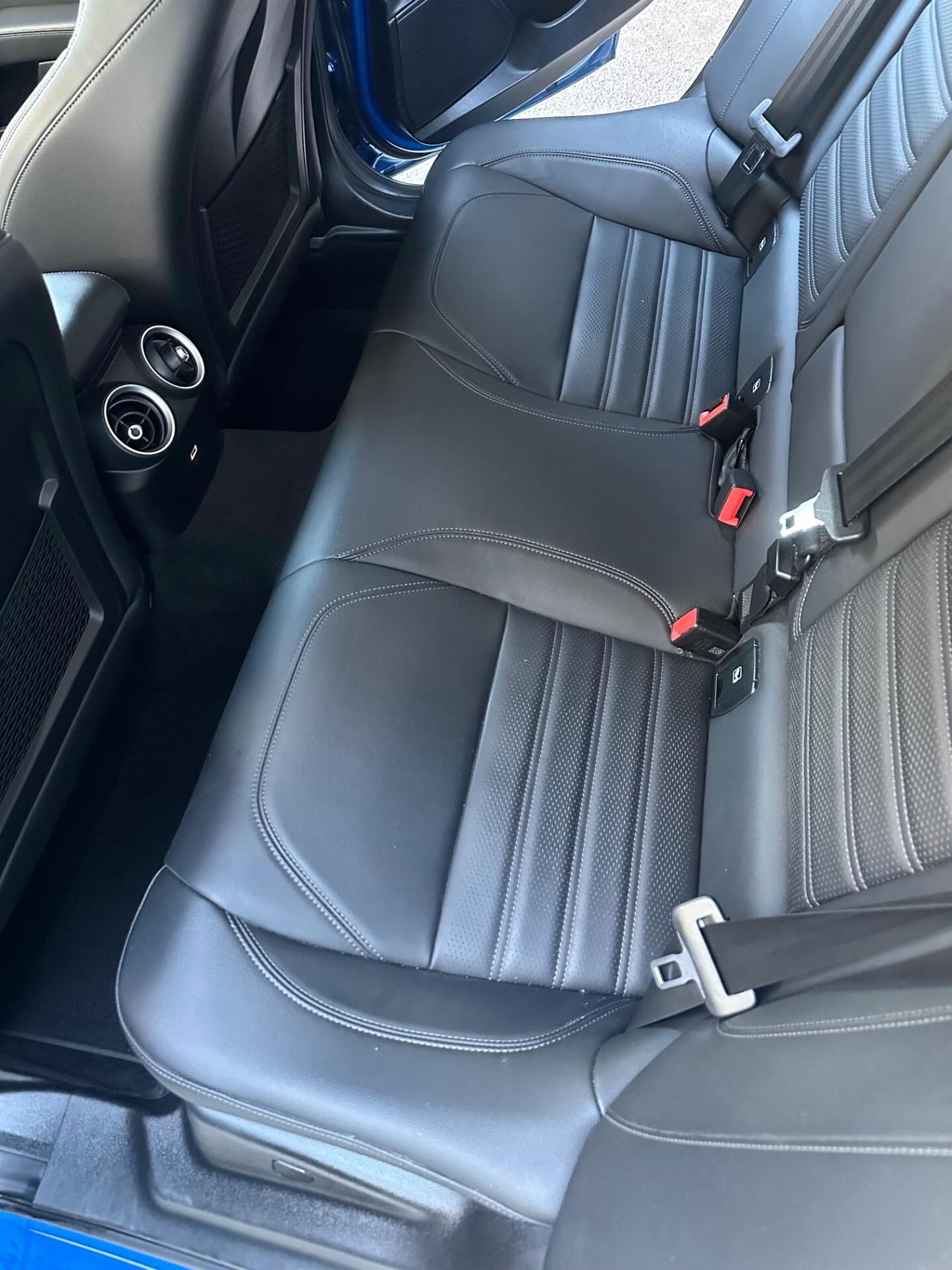 Alfa Romeo Giulia 2.2 TD 210cv AT8 Q4 Veloce