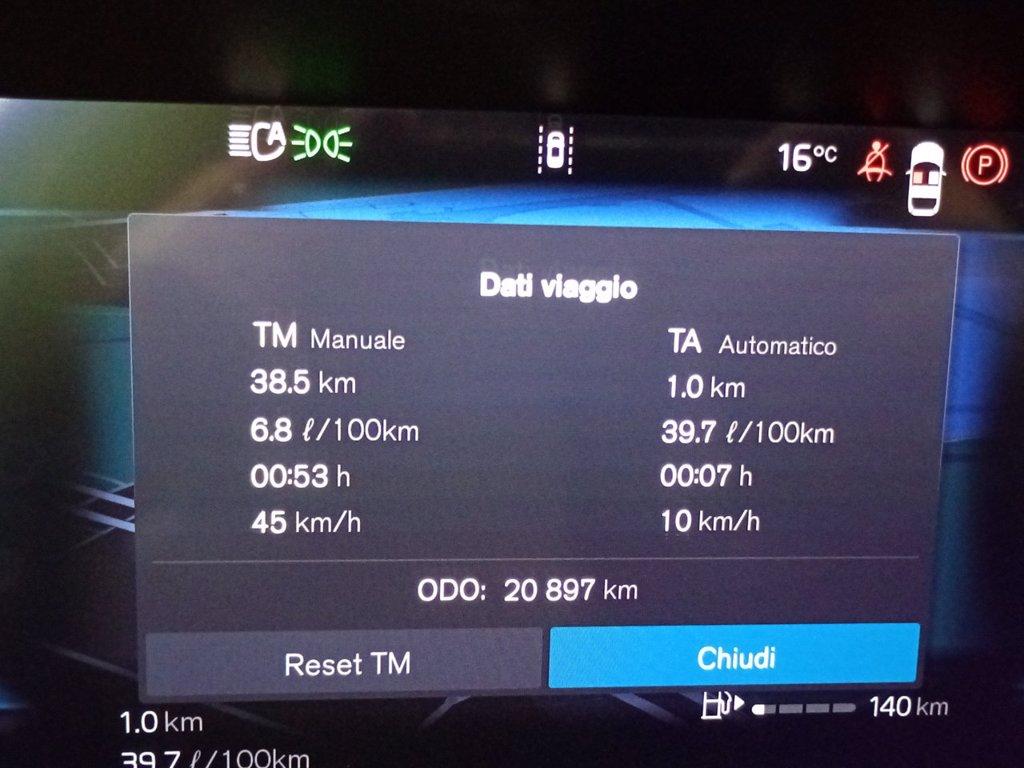 VOLVO XC60 2.0 b5 Plus Dark awd auto del 2025