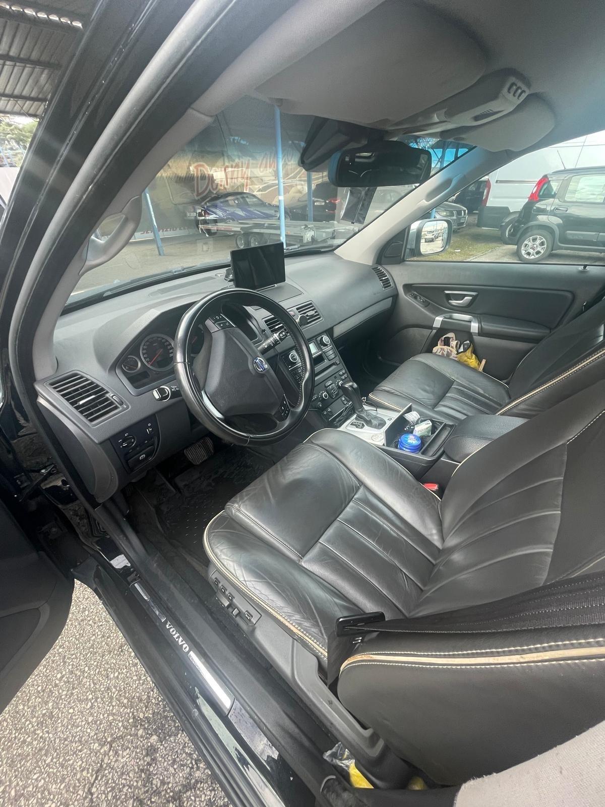 Volvo XC 90 XC90 D5 AWD Geartronic Summum