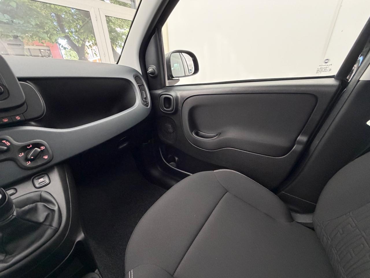 Fiat Panda 1.0 FireFly S&S Hybrid 2023 IVA ESPOSTA