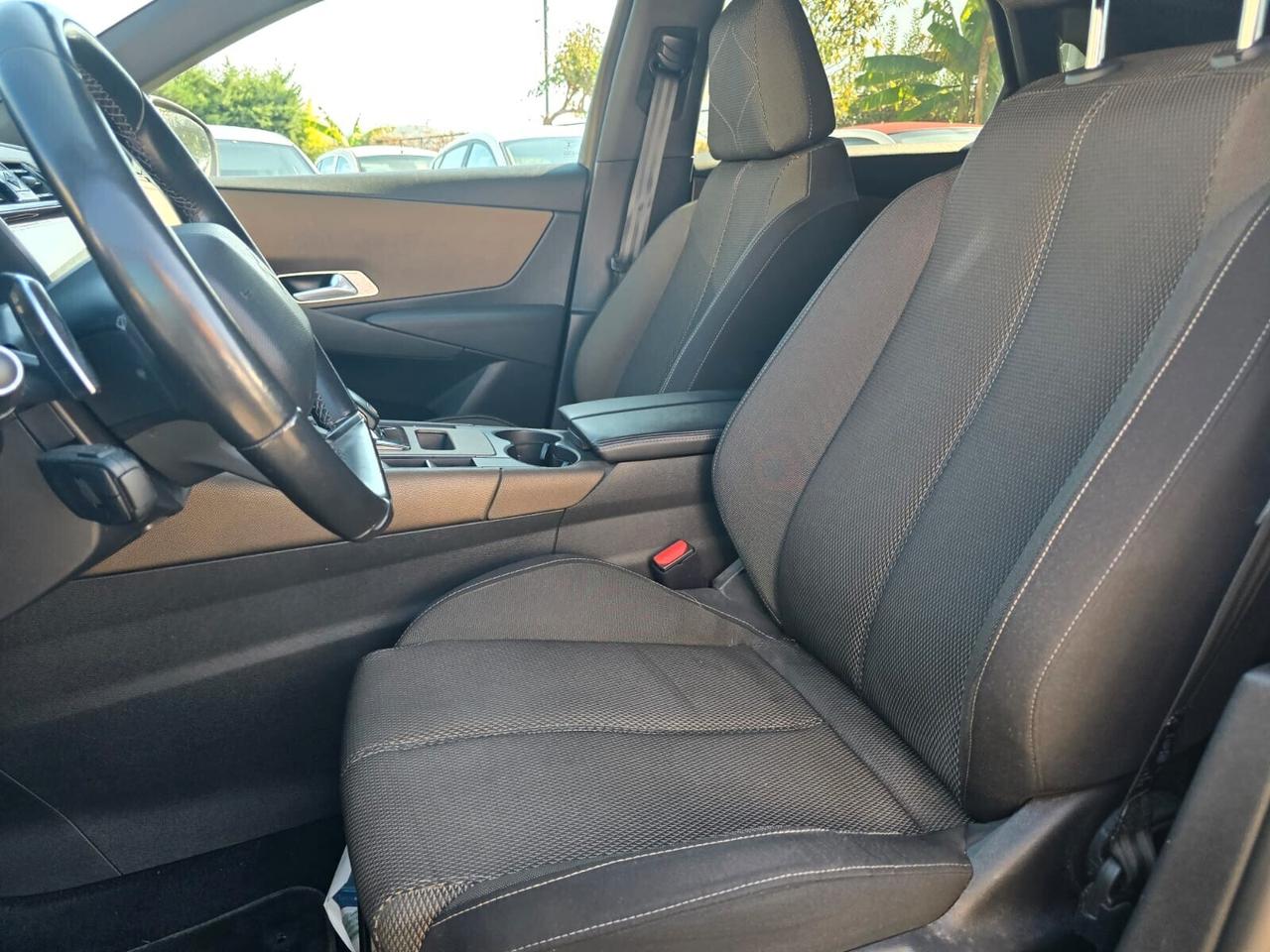 DS 7 CROSSBACK 130CV AUTOM GRAND CHIC