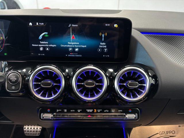 MERCEDES-BENZ GLA 180 d AMG Premium Automatico