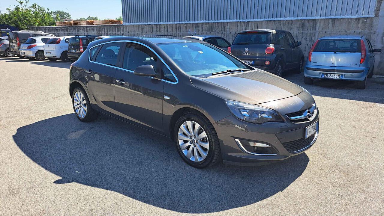 Opel Astra 1.4 Benzina 120CV Cosmo