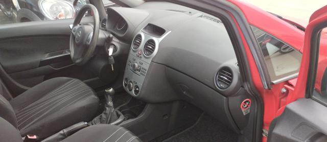 OPEL Corsa 1.2 5 porte Club