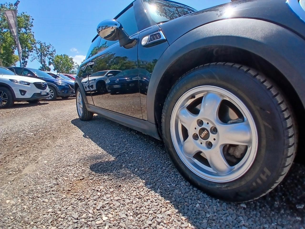Mini Cooper 1.4 16V Ray GPL