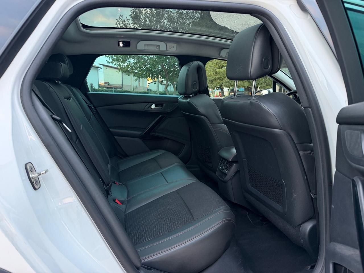 Peugeot 508 RXH Hybrid4x4