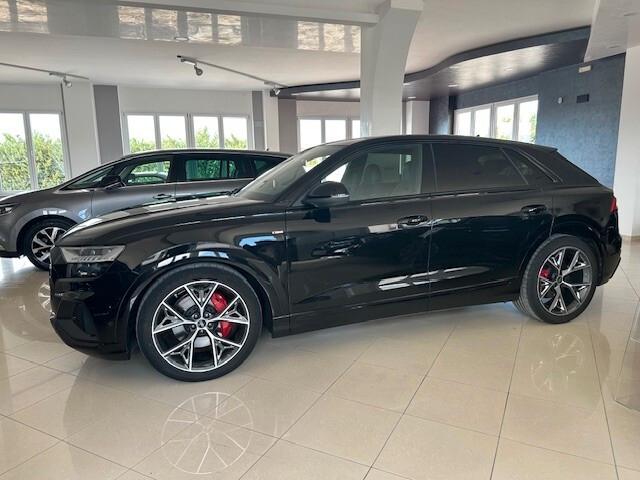 Audi Q8 50 TDI 286 CV quattro tiptronic Sport