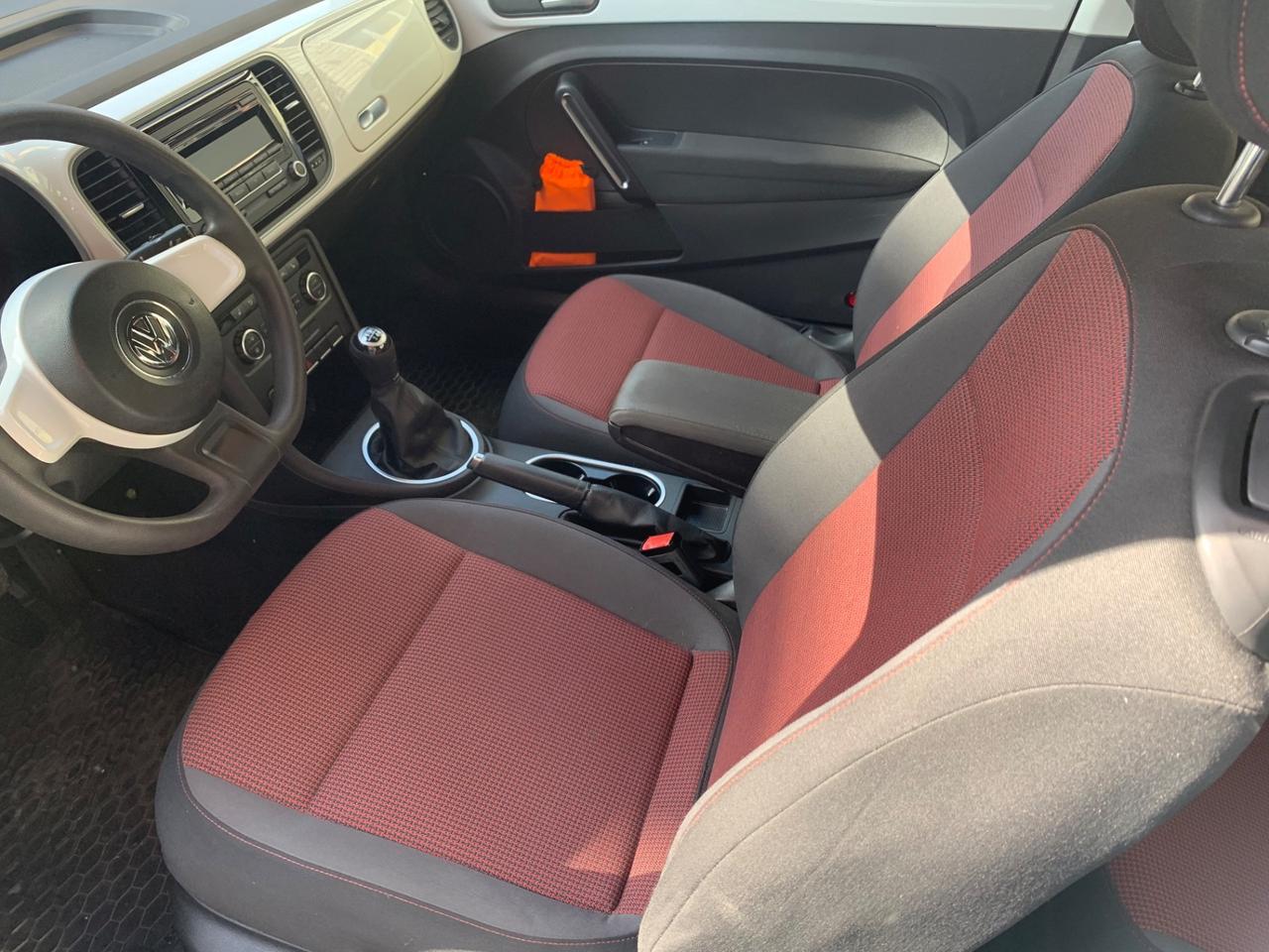 Volkswagen Maggiolino 1.2 TSI Design B 03/2015 km 38000