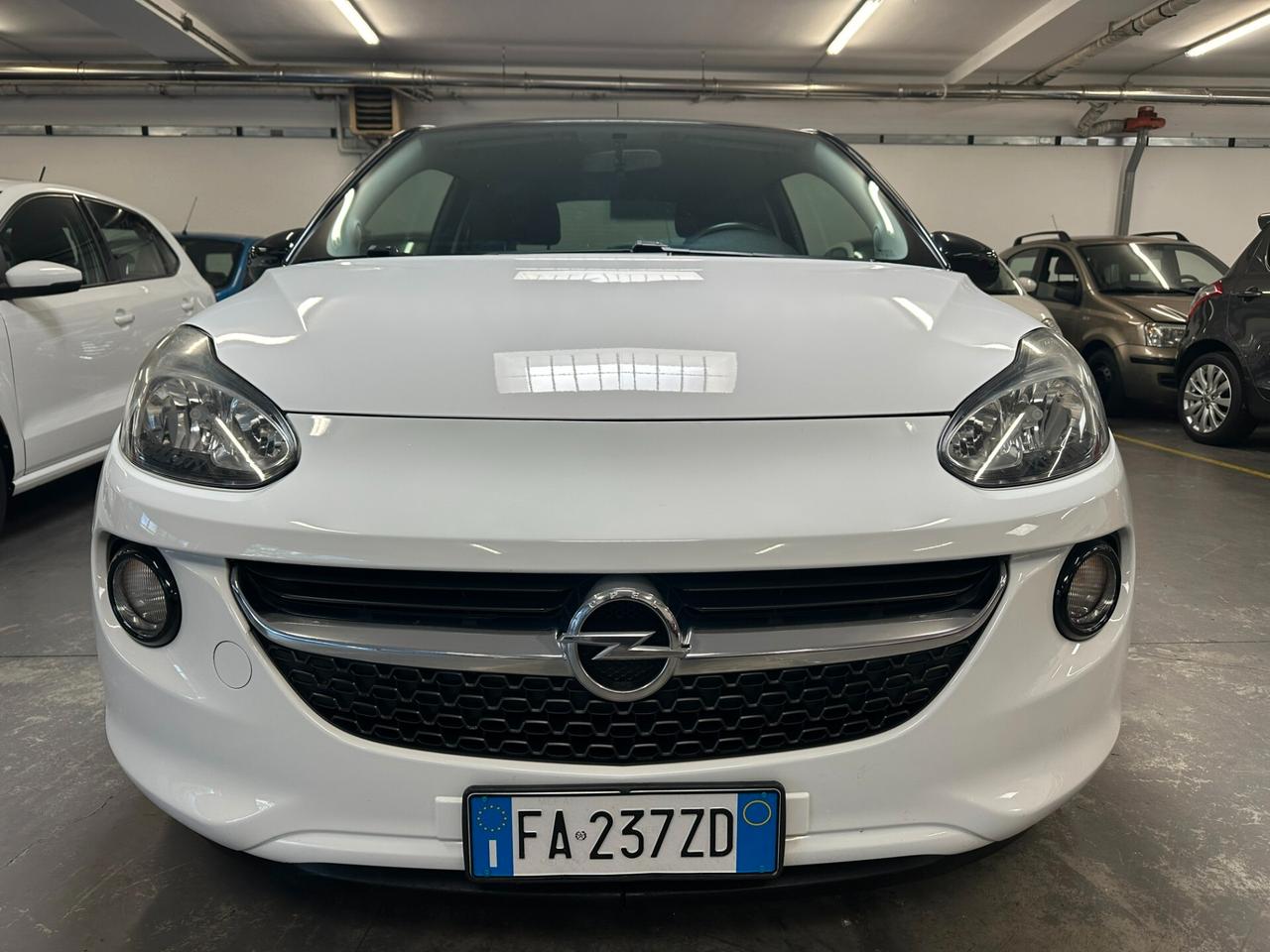 Opel Adam 1.2 70 CV Jam