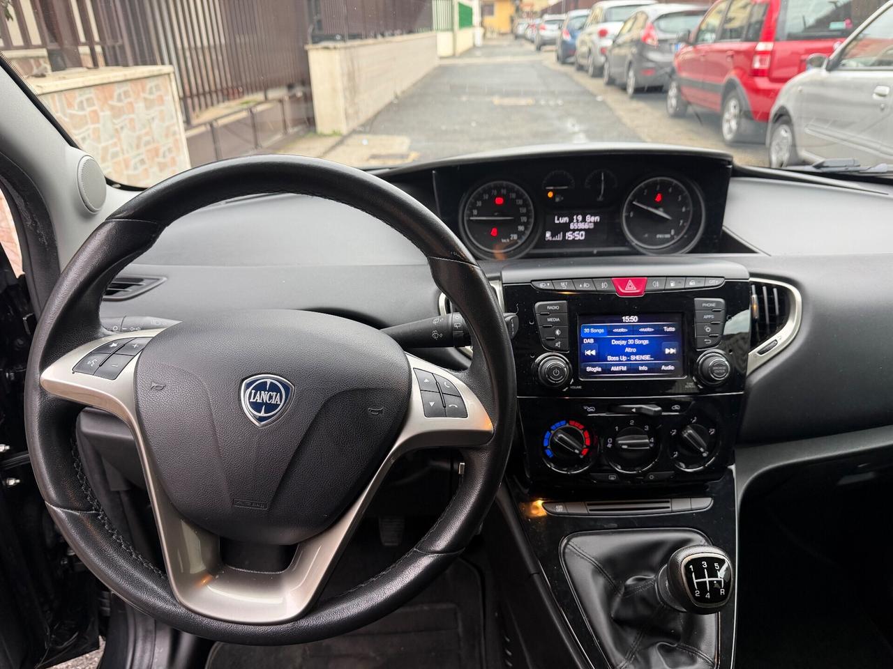 Lancia Ypsilon 1.2 5 porte GPL Ecochic Monogram