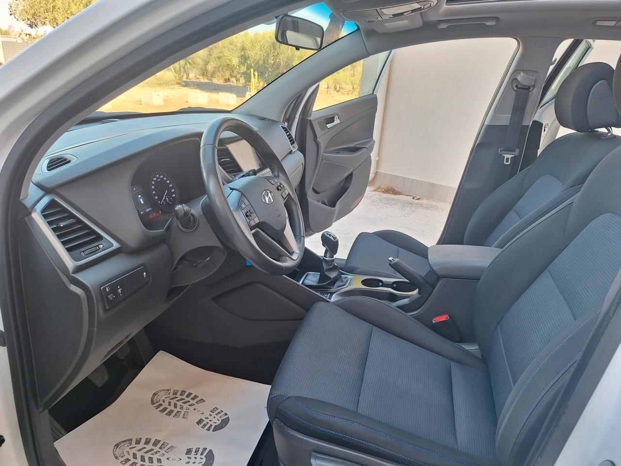 Hyundai Tucson 1.7 CRDI TETTO NAVI CAMERA 2018