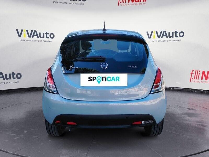 Lancia Ypsilon Ypsilon 1.0 FireFly 5 porte S&S Hybrid Silver