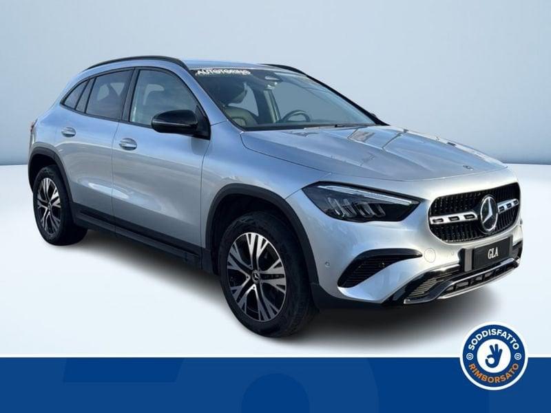 Mercedes-Benz GLA 180 d Automatic Advanced Progressive