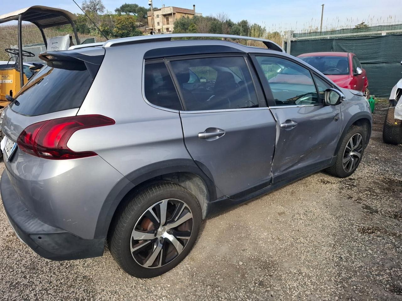 PEUGEOT 2008 BLUE HDI 2018 SINISTRATA MARCIANTE