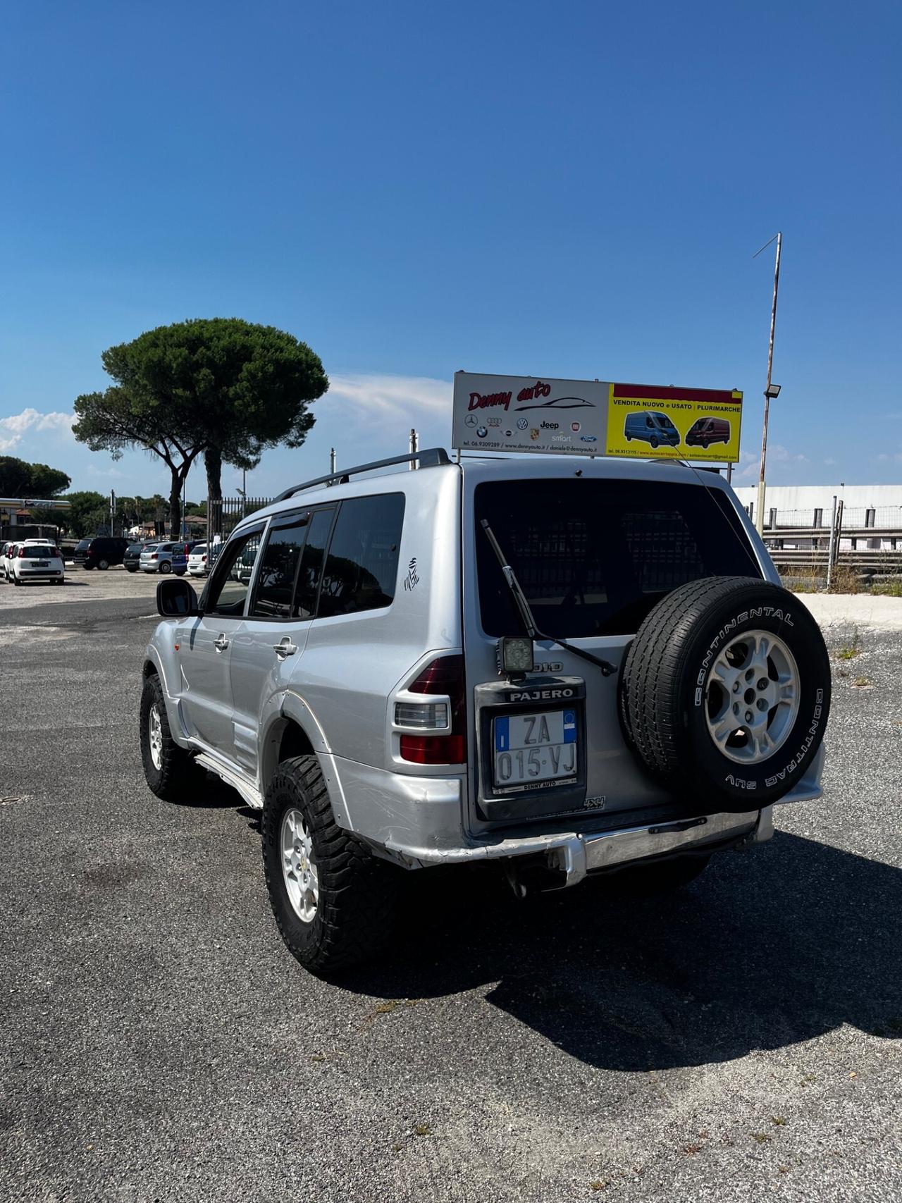 VENDO 2 Mitsubishi Pajero 3.2 16V DI-D 5p. GLX