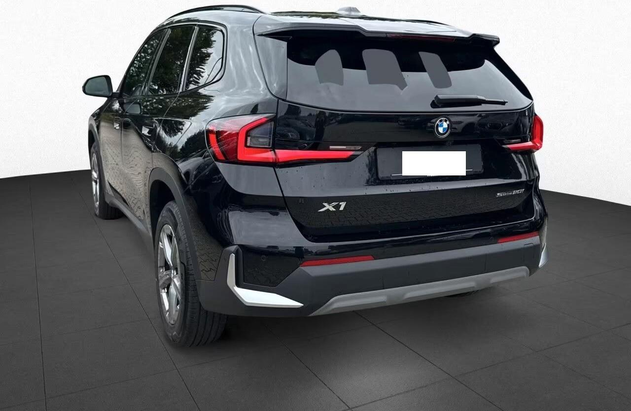 Bmw X1 sDrive20i AHK,AdapLED,Hifi,Camera,KomZu,Live+