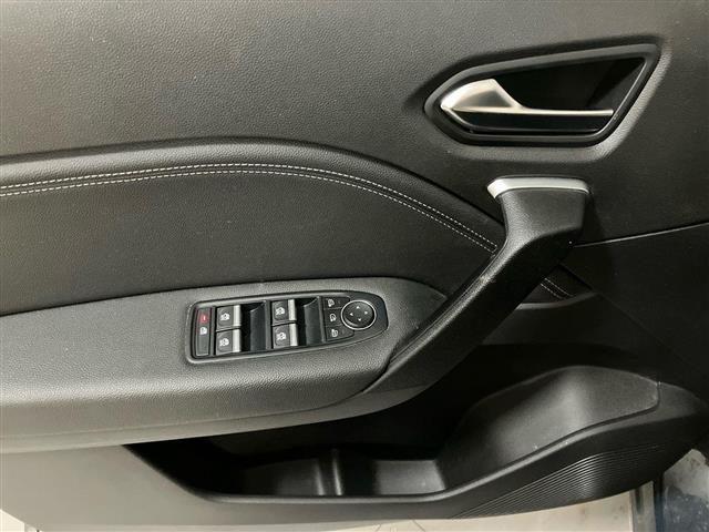RENAULT Captur 1.0 TCe GPL Techno Fast Track