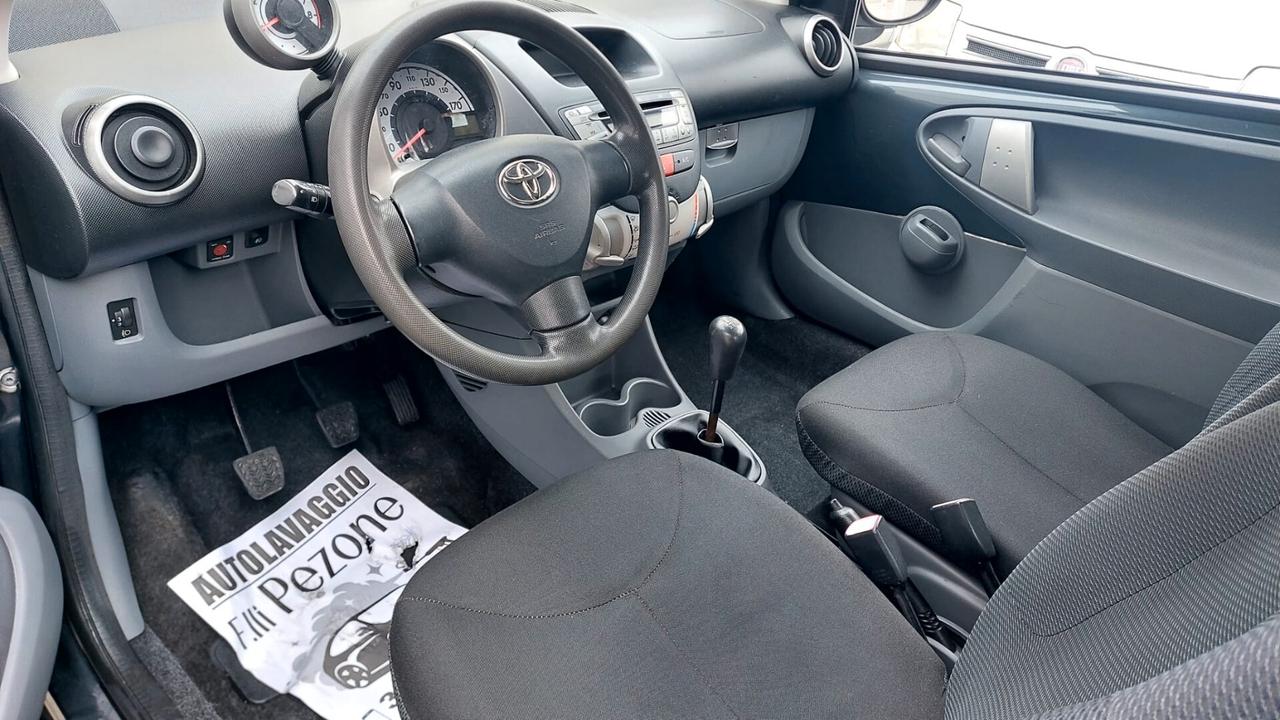 Toyota Aygo 1.0 12V VVT-i 3 porte Sol