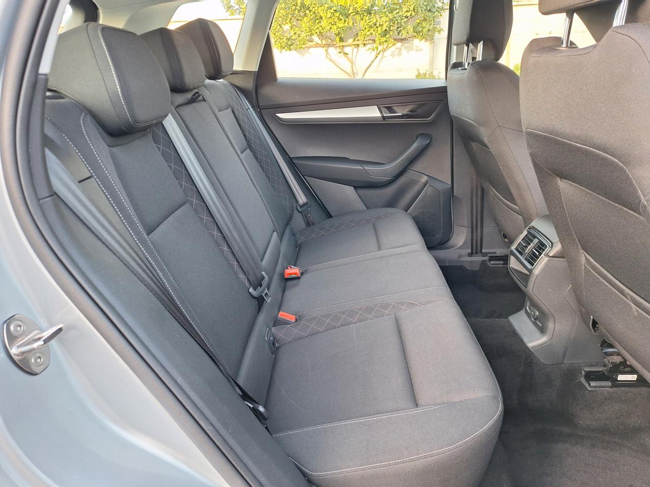 Skoda Karoq EXECUTIVE 1.6 TDI 115cv NAV+RETROCAM. - 2020