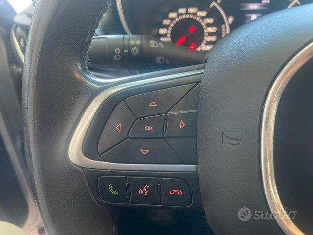 FIAT Tipo (2015-->) Tipo 1.6 Mjt S&S DCT SW Lounge