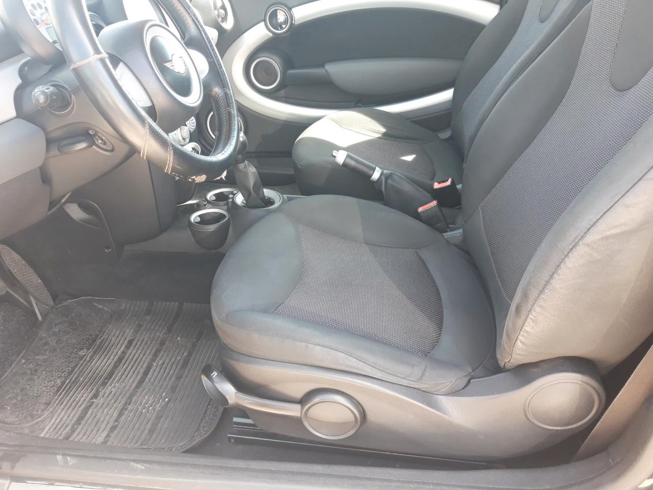 Mini Cooper D 1.6 16V 110cv