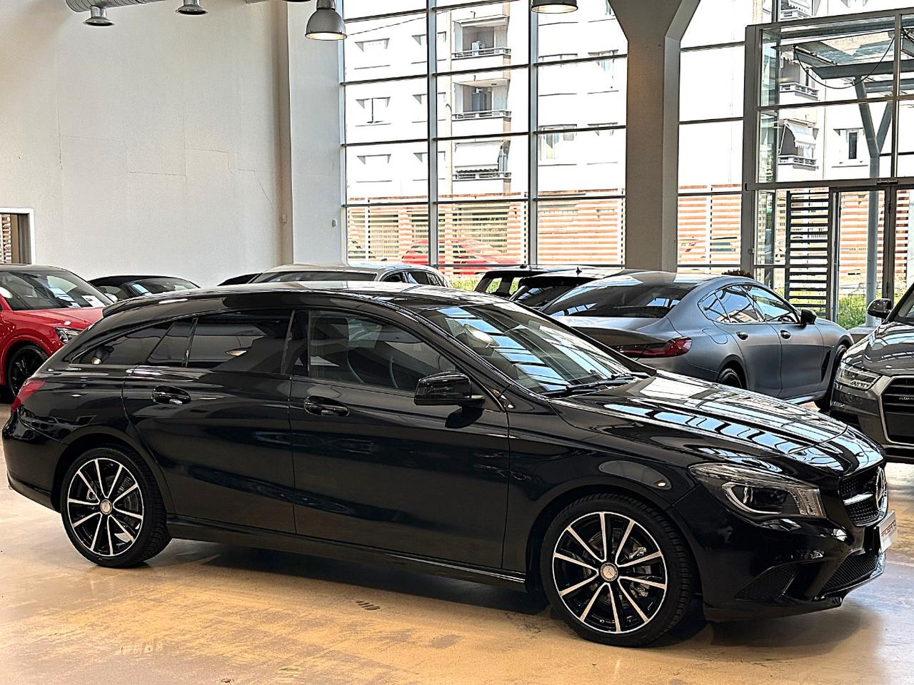 Mercedes CLA SW 220 d Sport 4matic auto - 18" - Camera - Navigatore