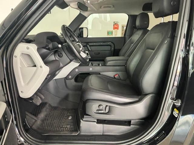 Land Rover Defender 90 3.0D I6 200 CV AWD Auto X-Dynamic SE