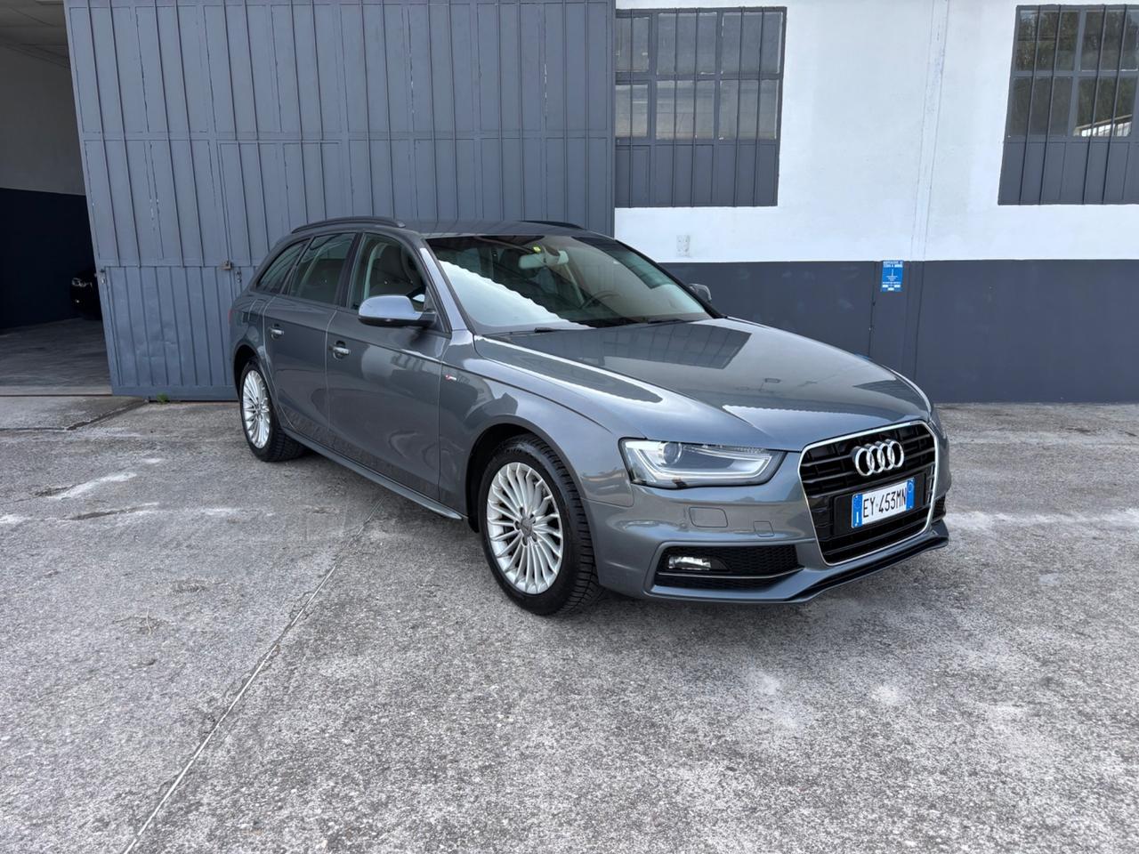 Audi A4 Avant 2.0 TDI 150cv S line. Garanzia 12mesi