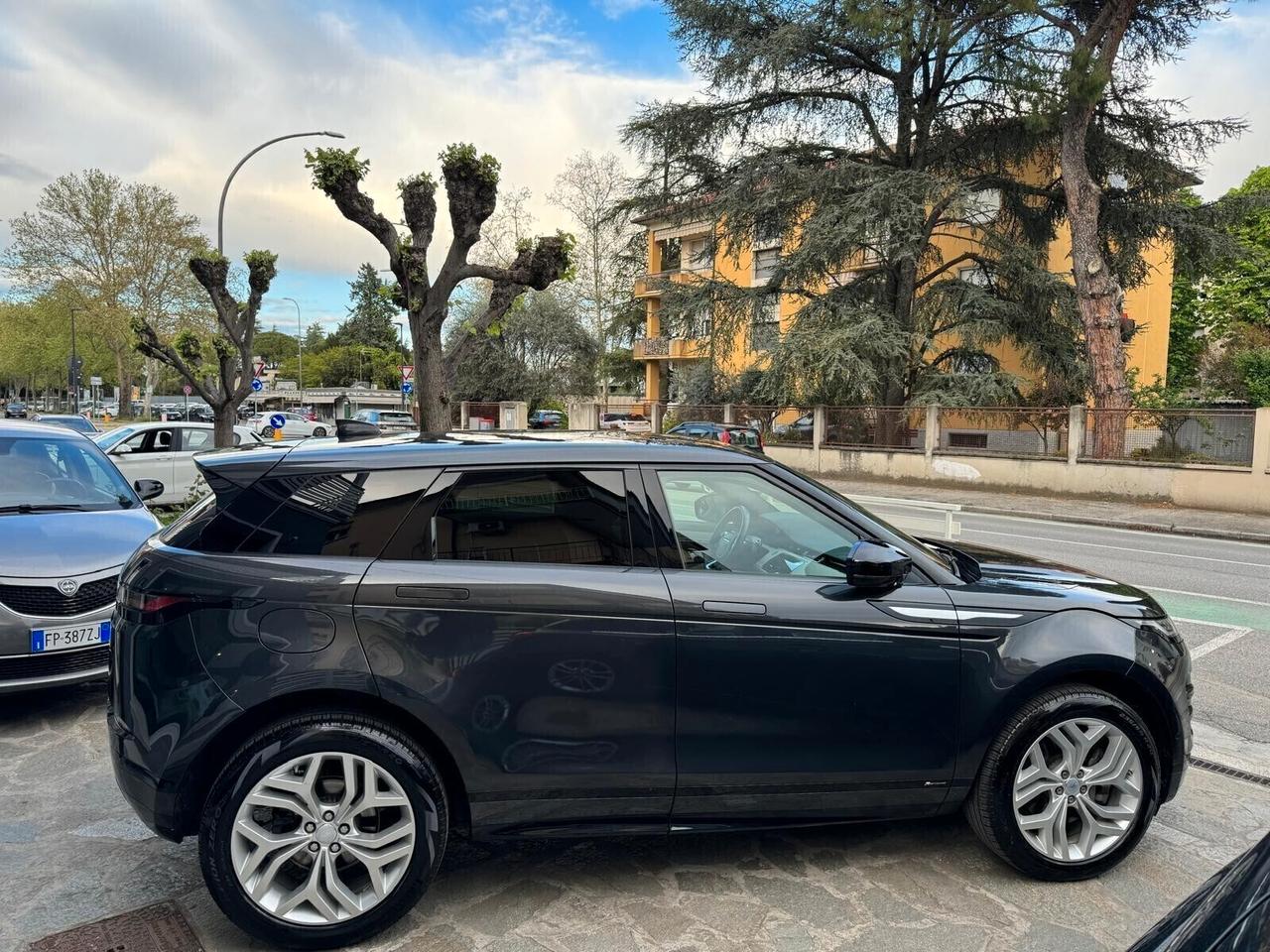 RANGE ROVER EVOQUE 2.0D I4 180cv 24 MESI GAR.APPROVED