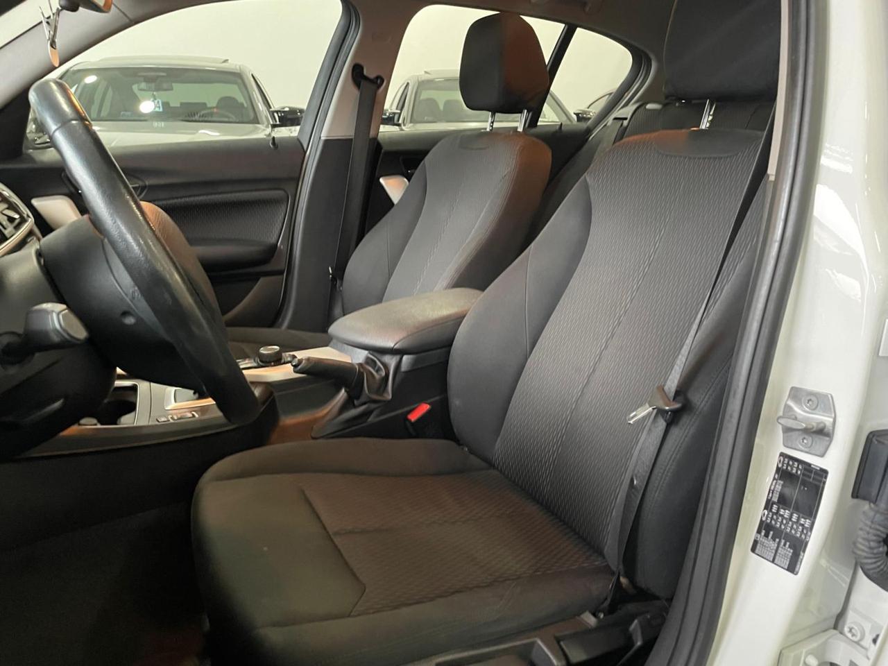 BMW Serie 1 Advantage F40