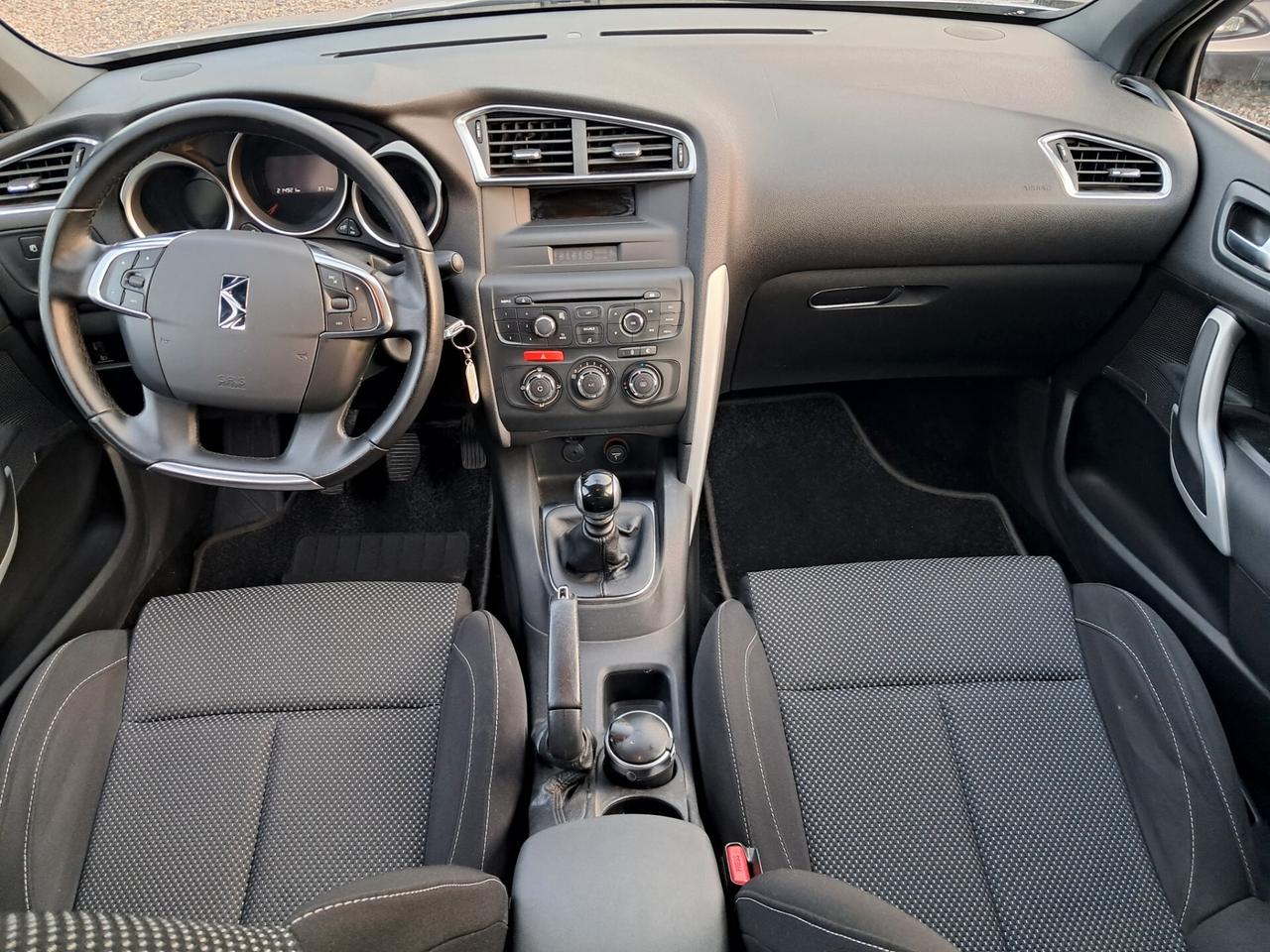 DS4 Business 1.6 diesel 112cv