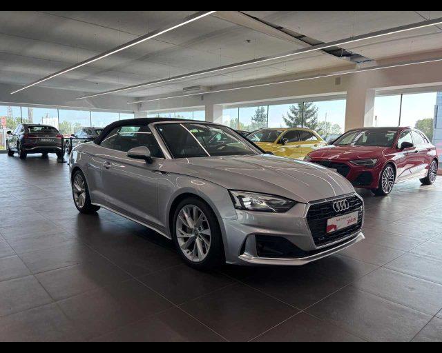 AUDI A5 Cabrio 40 TDI S tronic Business Advanced