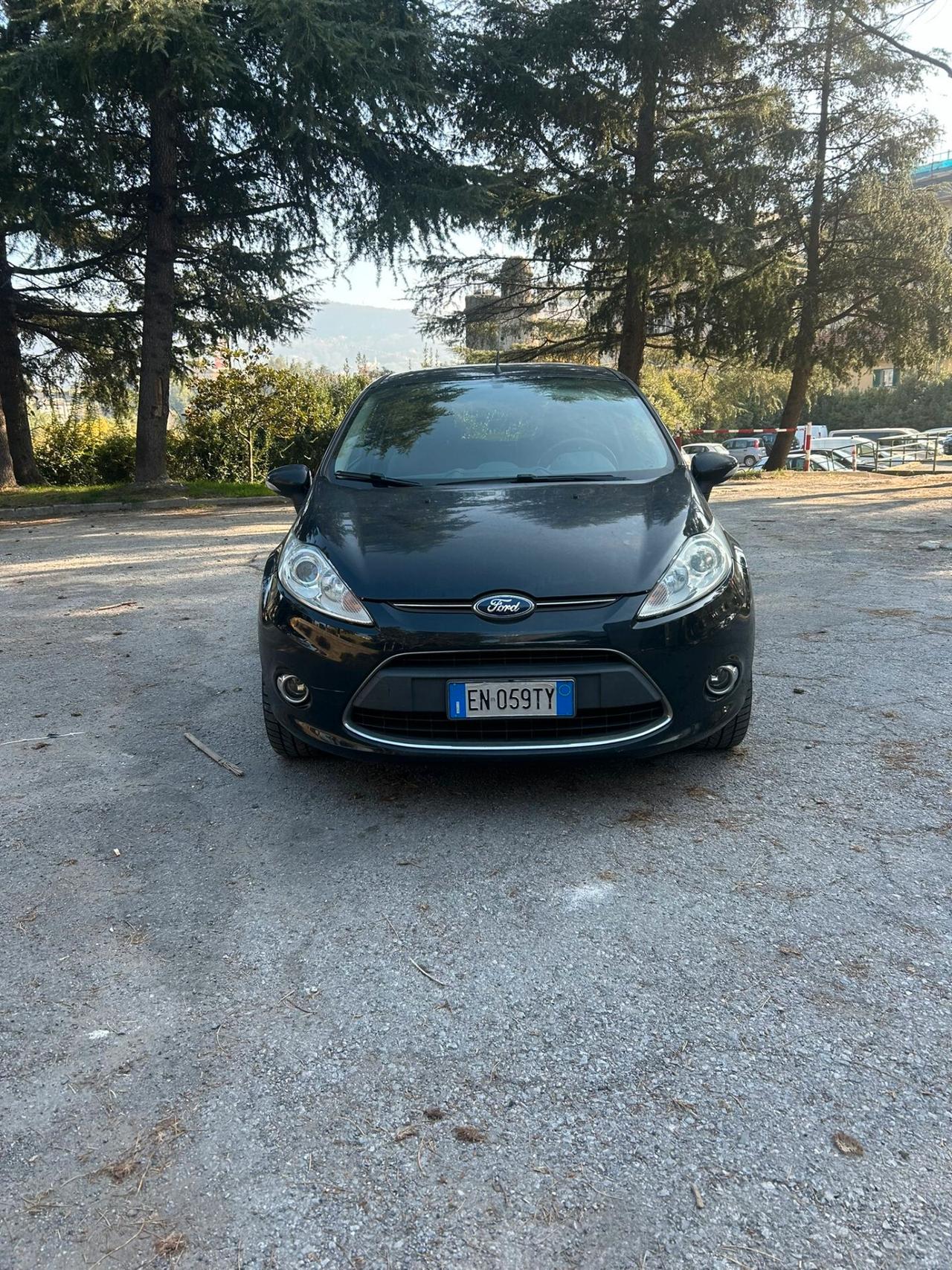 Ford Fiesta 1.4 TDCi 70CV 3 porte Titanium