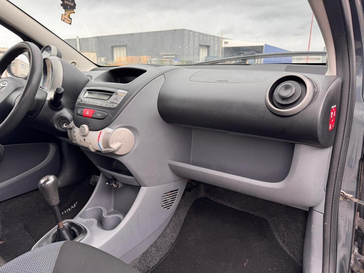 Toyota Aygo 1.0 VVT-i 69000 km GARANZIA 12m