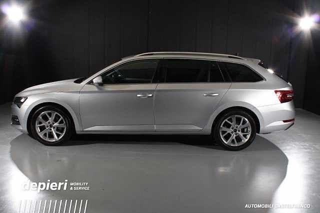 SKODA Superb 2.0 TDI DSG 4x4 Wagon Executive