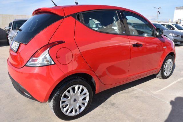 LANCIA Ypsilon 1.2 69 CV 5 porte Platinum