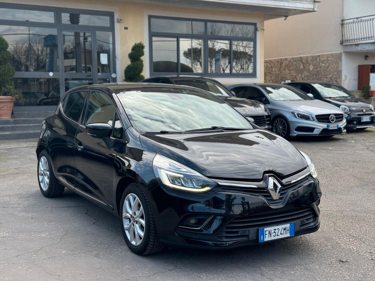 Renault Clio CAMBIO AUTOMATICO 1200 120 CV