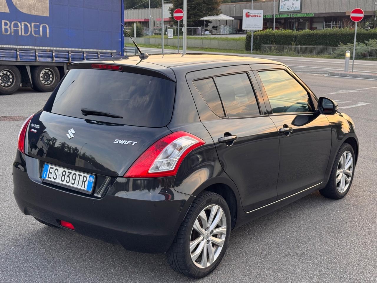 Suzuki Swift 1.2 VVT 5 porte B-Top