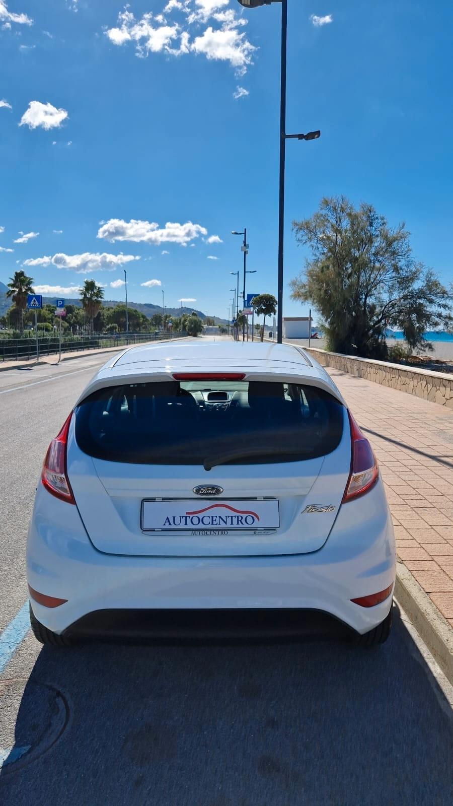 Ford Fiesta 1.2 60CV 5 porte Titanium
