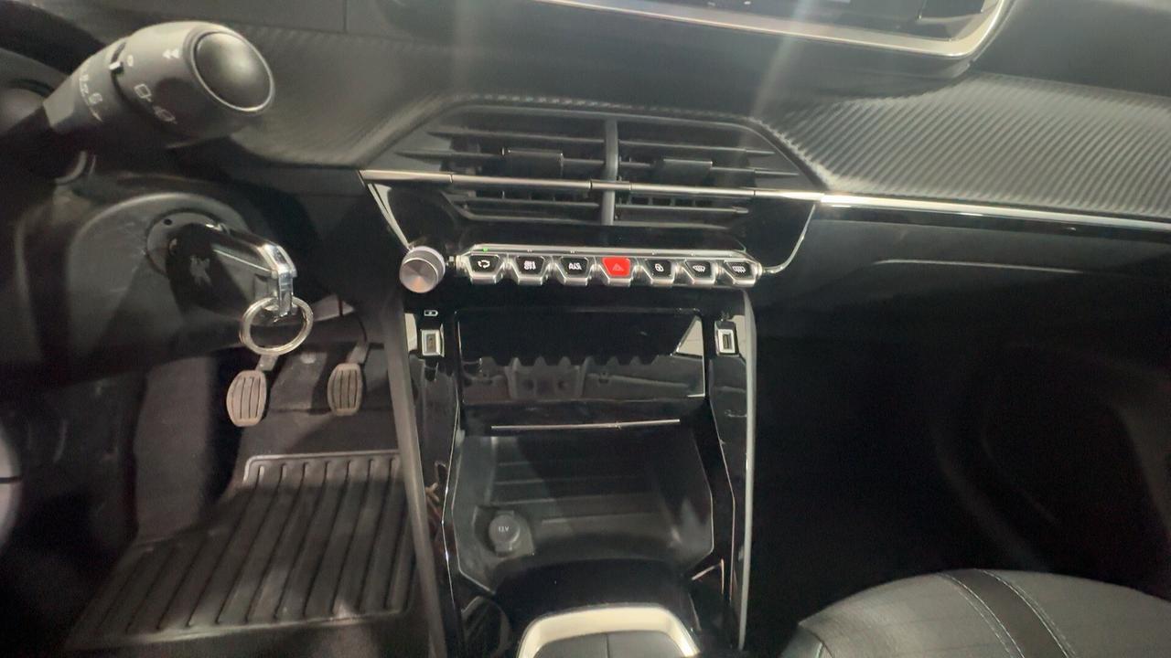 Peugeot 208 100CV Allure Pack 2023