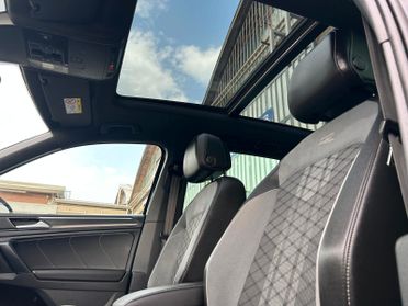 Volkswagen Tiguan 2.0 TDI DSG 4MOTION R-LINE TETTO PANORAMICO ED APRIBILE