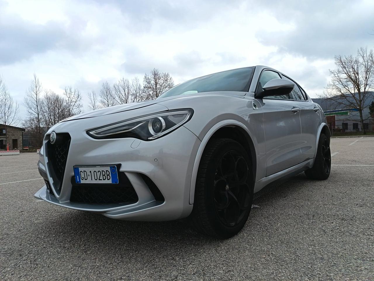 Alfa Romeo Stelvio 2.9 Bi-Turbo V6 510 CV AT8 Quadrifoglio