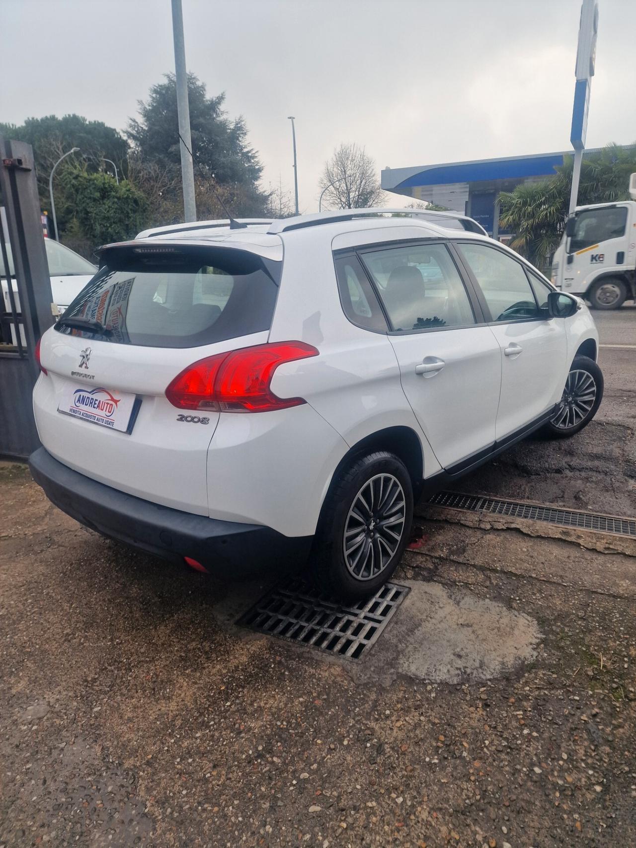 Peugeot 2008 PureTech 82 Active