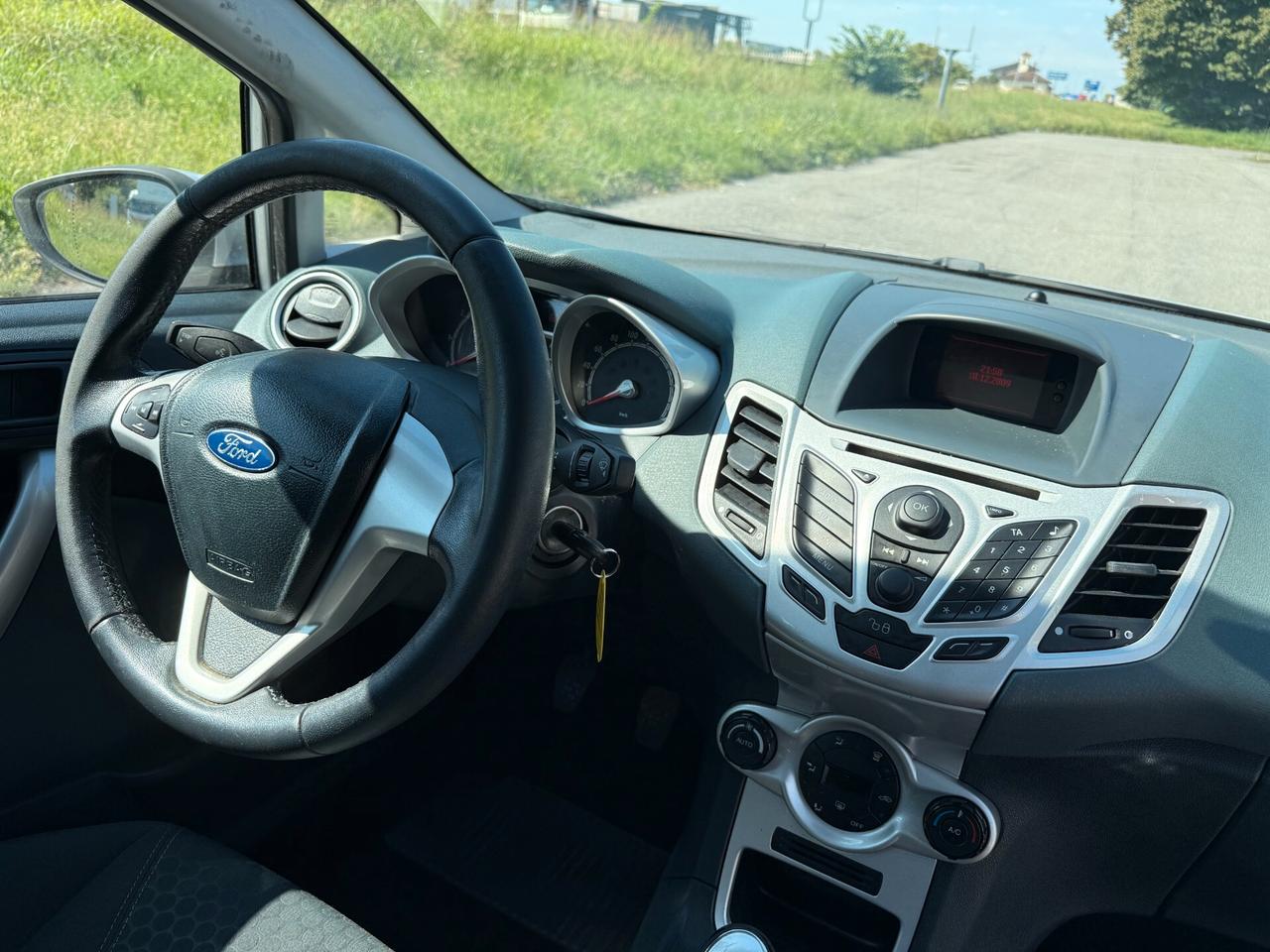 Ford Fiesta 1.4 **GPL** **KILOMETRAGGIO NON REOLARE**