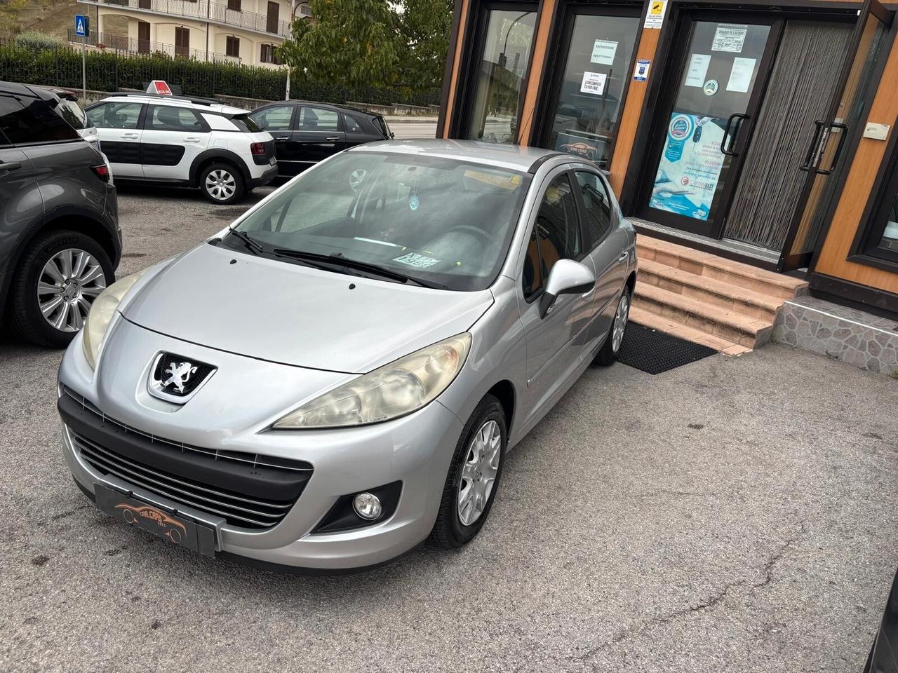 Peugeot 207 1.4 HDi 70CV 5p. Active