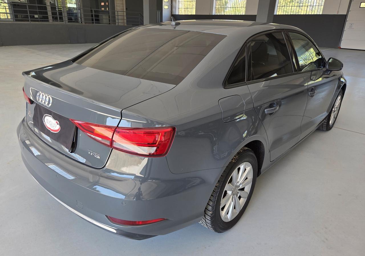Audi A3 Sedan 1.0 TFSI Design 116cv