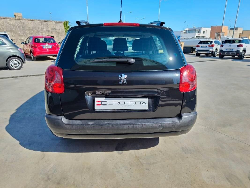 Peugeot 207 Station Wagon 1.6 hdi 16v One-Line